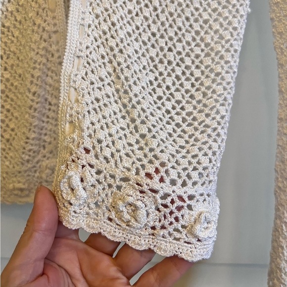 Hand made customized Elegant White Knit Sweater - Picture 4 of 5